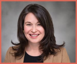 Erin Komorowski Email Headshot